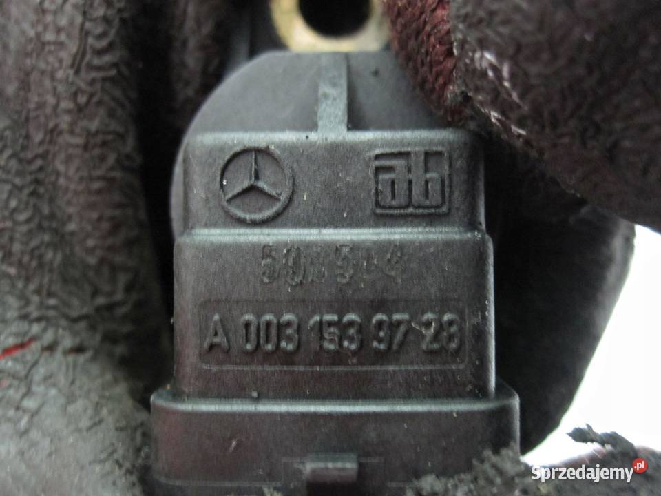MERCEDES E 30 CDI 06r czujnik położenia wałka Czujniki i sterowniki