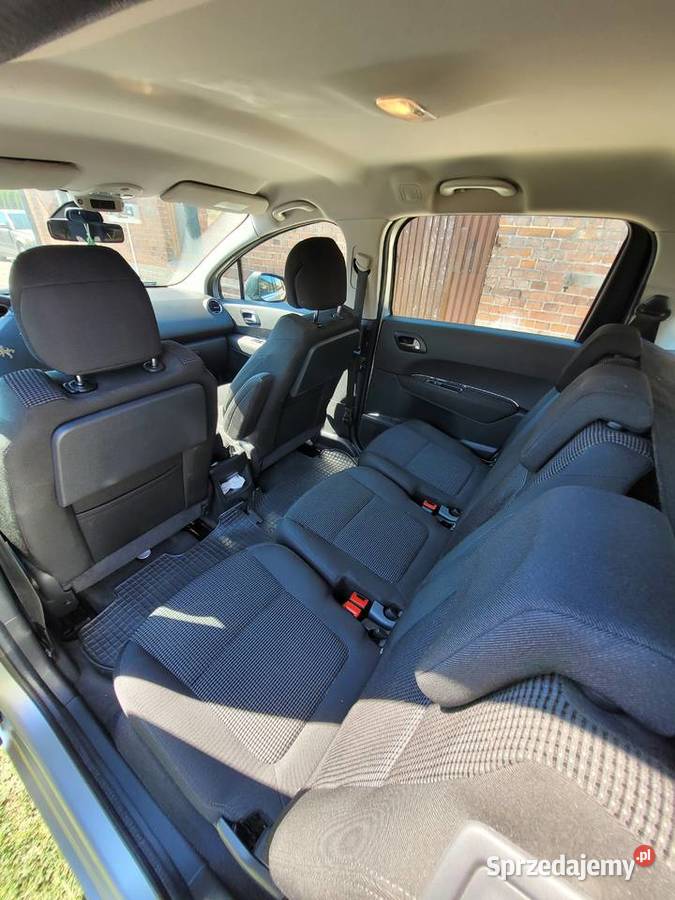 Peugeot 5008 2010 r 16 Benzyna Zwoleń
