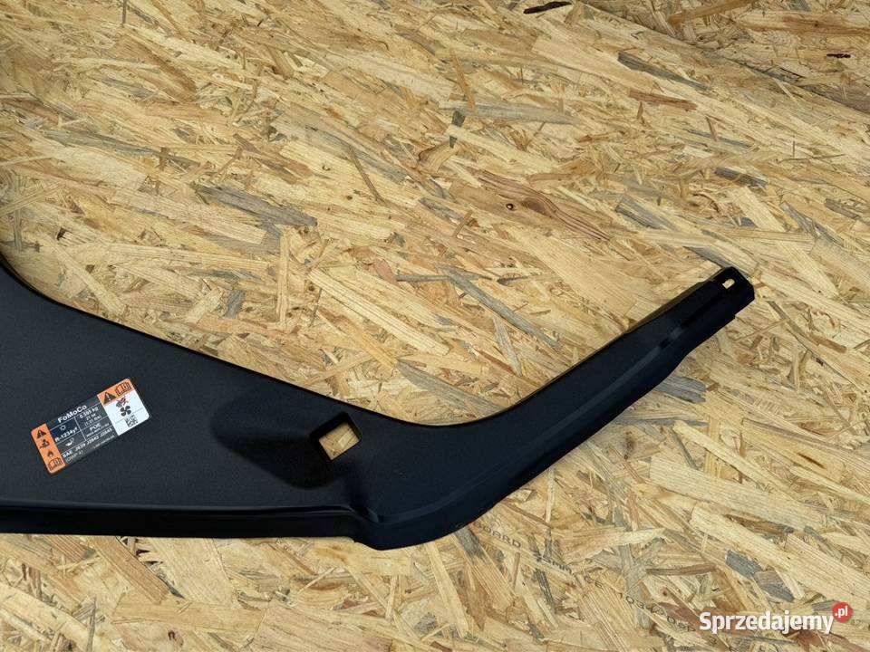 Listwa prawa schowka pod maskę ford Mache Sieraków sprzedam
