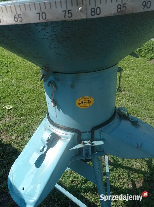 Młynek do zboża Bąk śrutownik Przeworsk