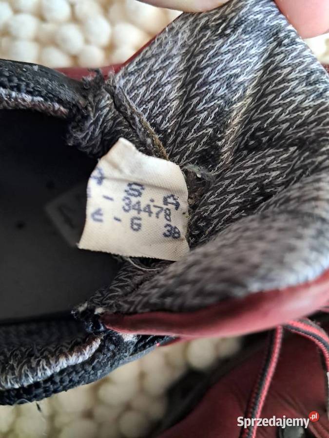 Buty trekingowe firmy BZDURY 38 długość wkładki