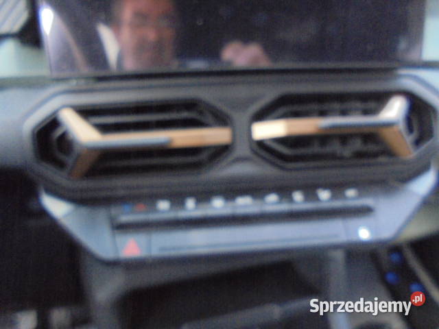 DACIA Duster III 16 Hybride 140 2WD Extreme uszkodzony Rzeszów sprzedam