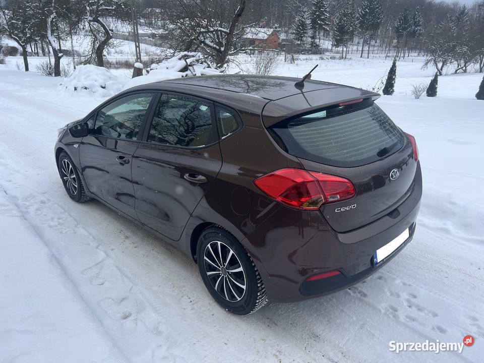 Kia Ceed II 14 Benzyna LPG 100 HB Czekoladowy Nowa Słupia sprzedam