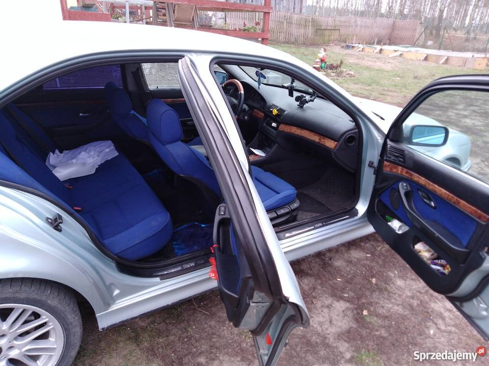 Bmw e39 diesel niebieskie wnętrze BMW Borówno