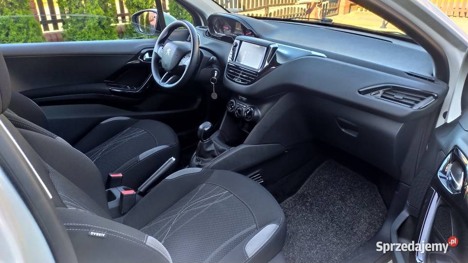 Peugeot 208 Benzyna 10 2013 Bezwypadkowy oszczę Toruń sprzedam