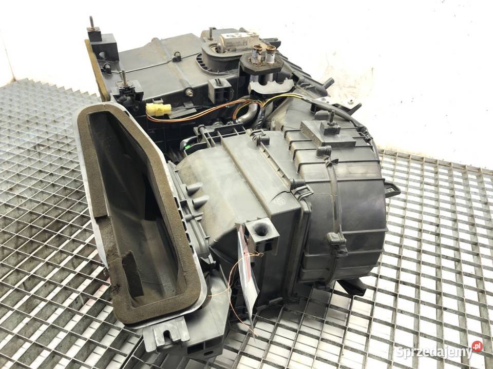 NAGRZEWNICA SUZUKI SWIFT III 7410062JE0