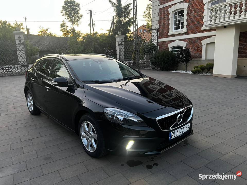 Volvo v40 Albigowa