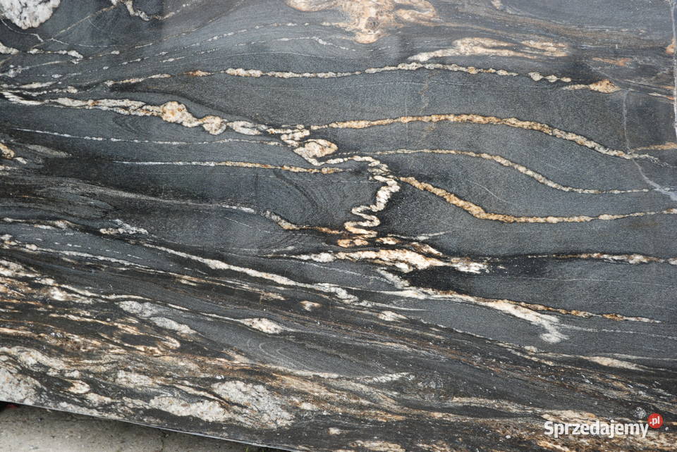 Płytki granitowe COSMOS GOLD 45x45x2 poler