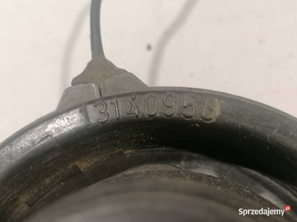 korek wlewu paliwa Opel Astra H Zafira B Corsa D Piotrków Trybunalski