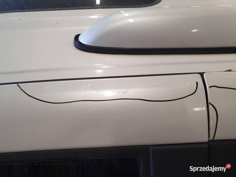 DRZWI LEWE PRZÓD CADILLAC ESCALADE ESV