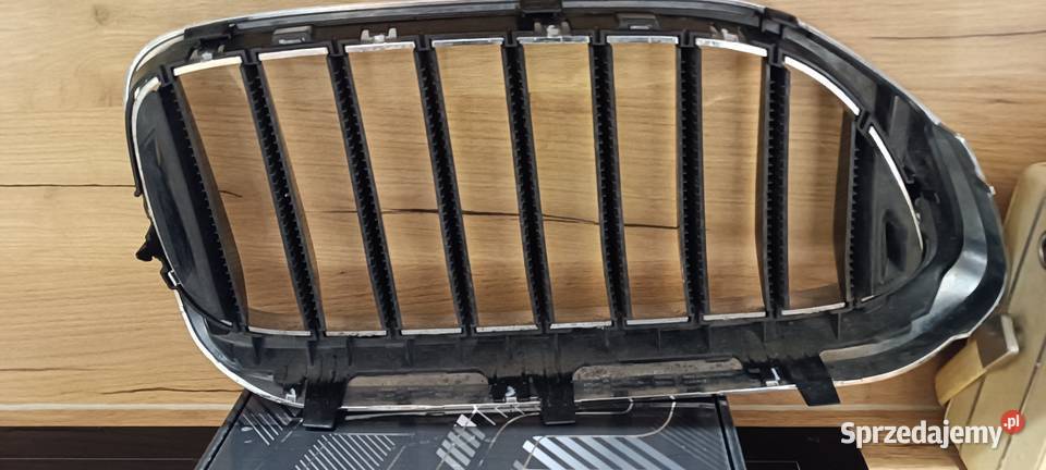 Atrapa chłodnicy grill BMW seria 5 G30 G31 Kalisz