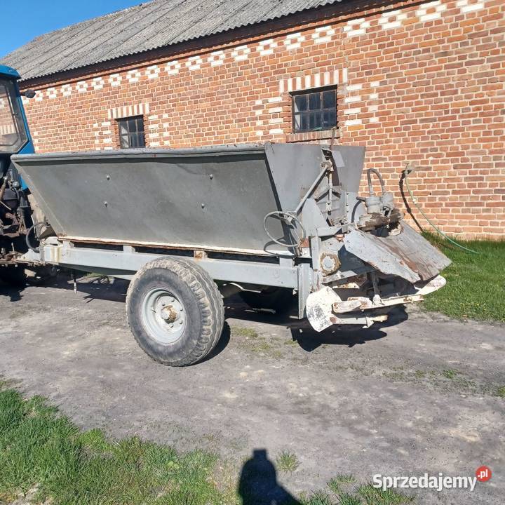 Rozsiewacz do wapna Rcw 3 piast łańcuchowy lubelskie Piaski