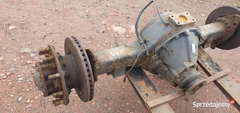 IVECO STRALIS PIASTA TYŁ Bieleń