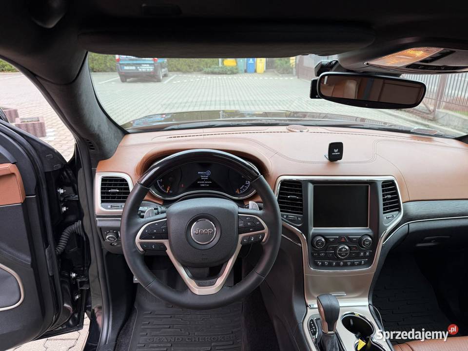 Jeep Grand Cherokee Summit 30 V6 2017 Salon hak Toruń
