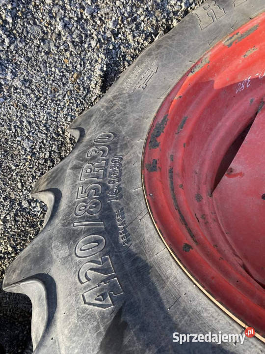Opony BKT 42085R30 sprzedam