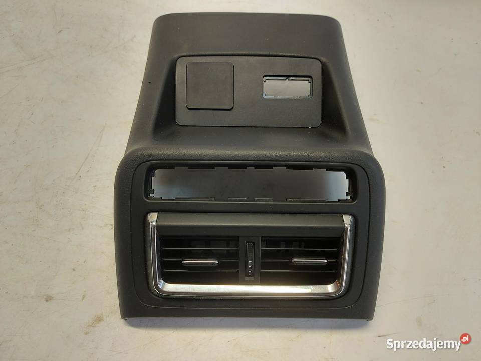 Mazda CX60 2023 kratka nawiewu tunelu tył