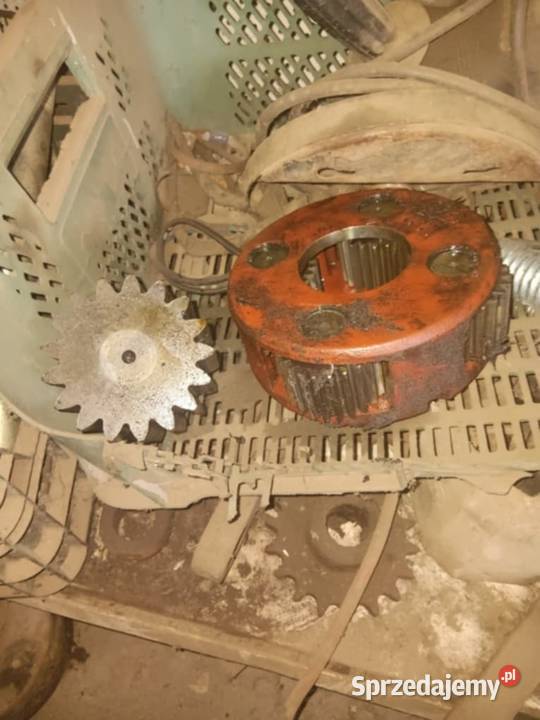 Cześć paszowóz faresin Pozostałe Leszno sprzedam