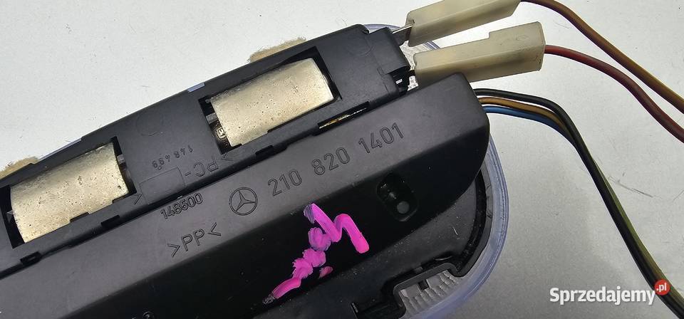 Lampka wyswietlacz pdc mercedes w210 2108201401 Zbąszyń