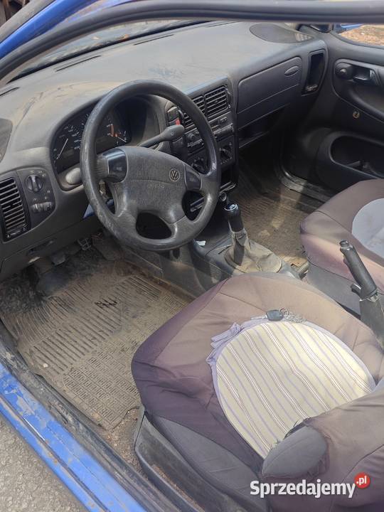 Volkswagen polo nieuszkodzony