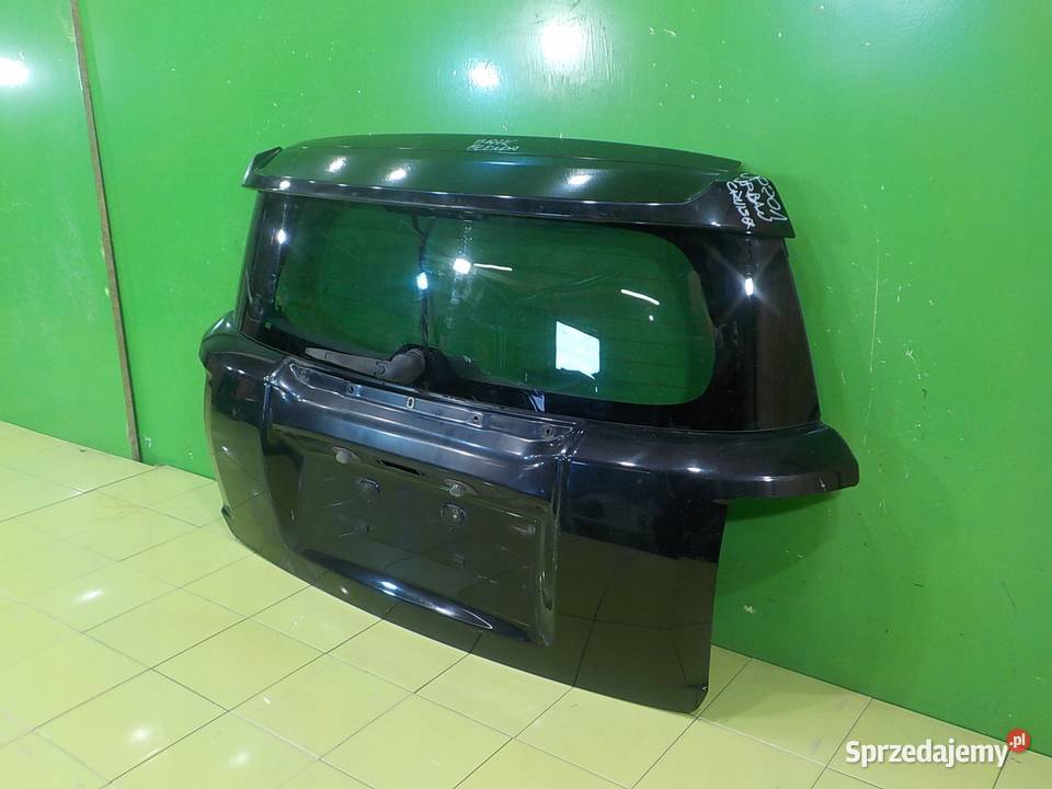 TOYOTA URBAN CRUISER 09r 5D klapa tyl