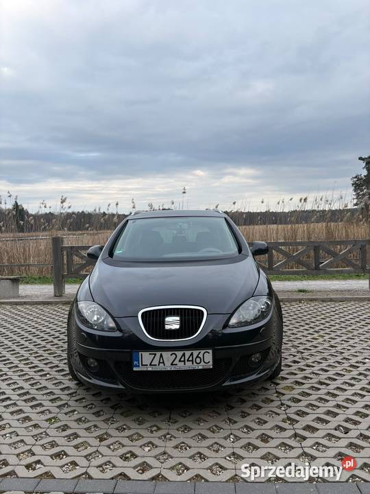 Seat Altea Xl uszkodzony Zwierzyniec