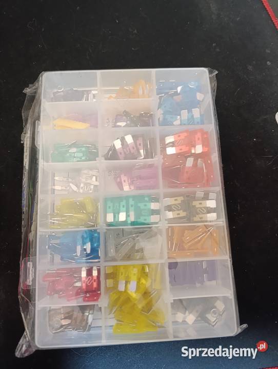 Zestaw bezpieczników samochodowych Chełmno sprzedam