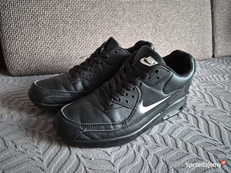 Czarne sneakersy damskie 39 adidasy Nienowice sprzedam