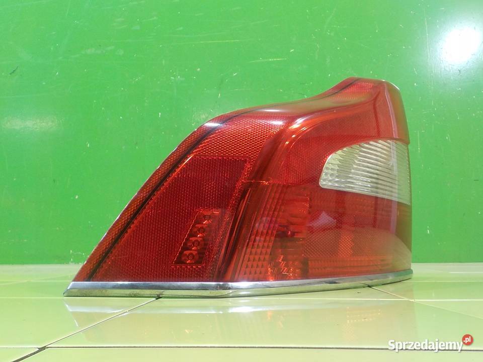 VOLVO S80 II LIFT I 24 D 10r SEDAN 4D lampa lewa sprzedam
