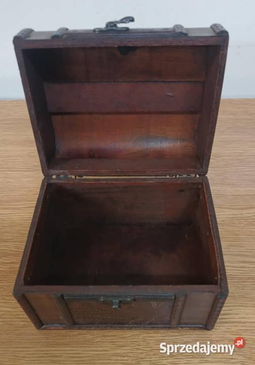 Drewniana szkatułka sprzedam