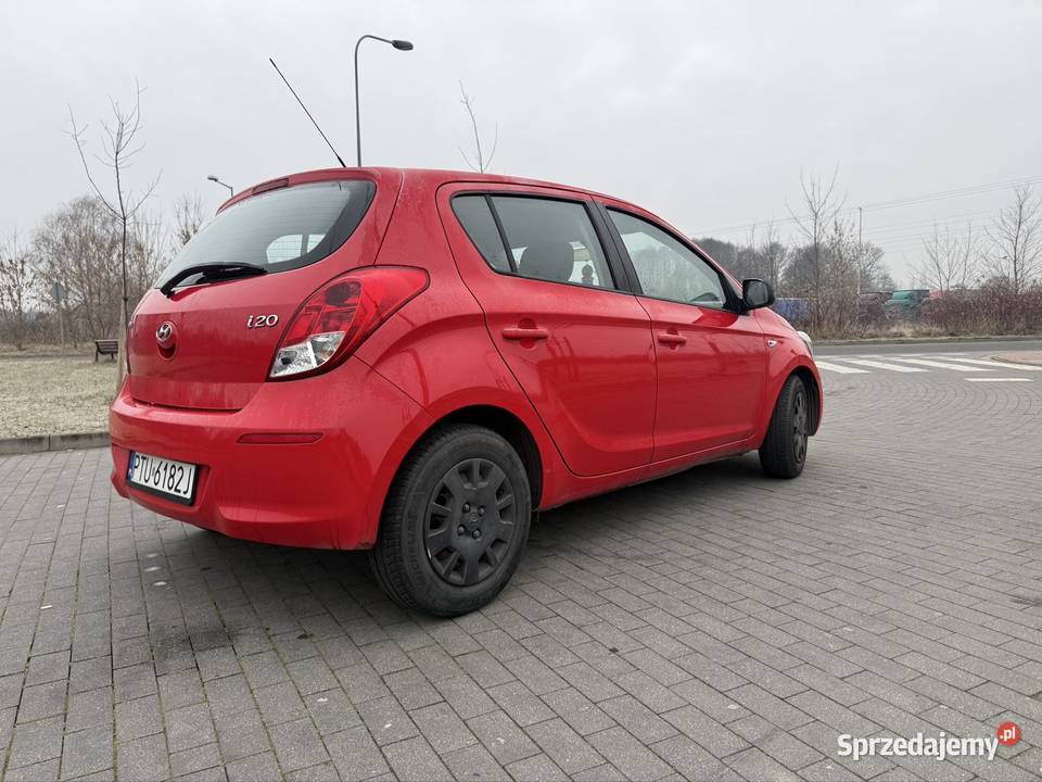 Hyundai i20 12 benzyna klimatyzacja tempomat Turek sprzedam
