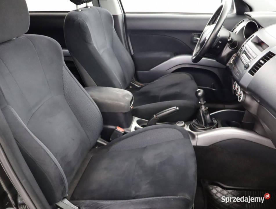 Mitsubishi Outlander 20 DID relingi dachowe Outlander dolnośląskie Bielany Wrocławskie