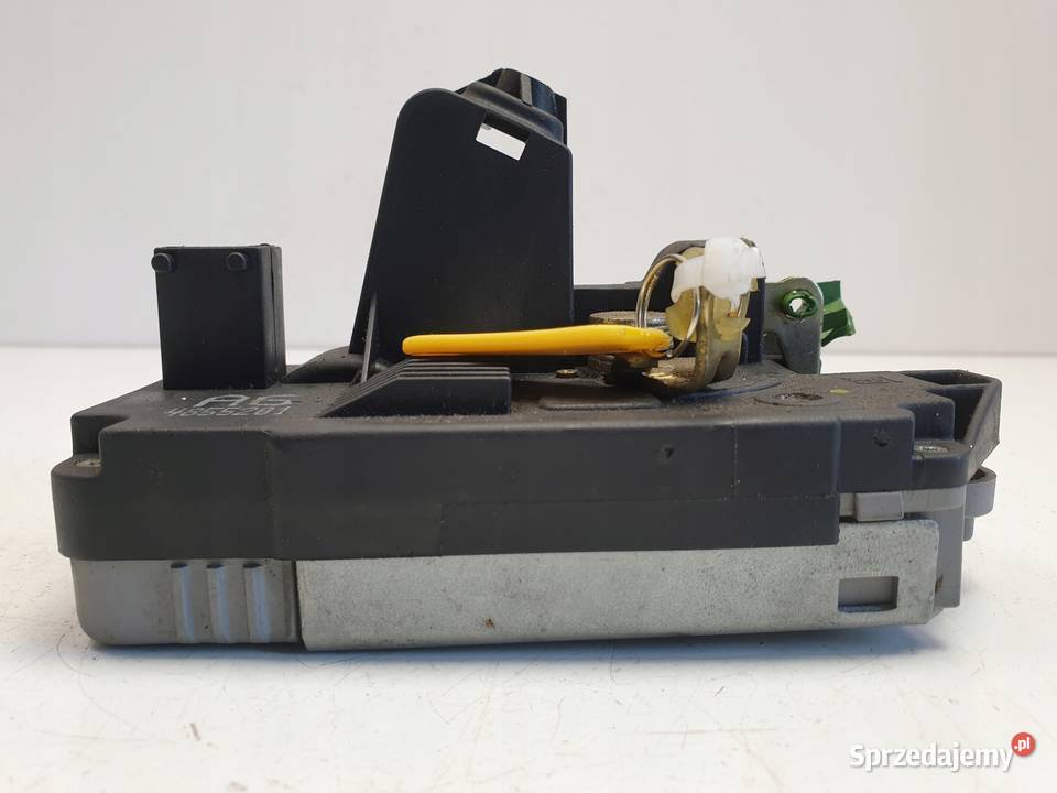Saab 95 lift ZAMEK DRZWI Prawy tył 4855201 osobowe Chełm sprzedam