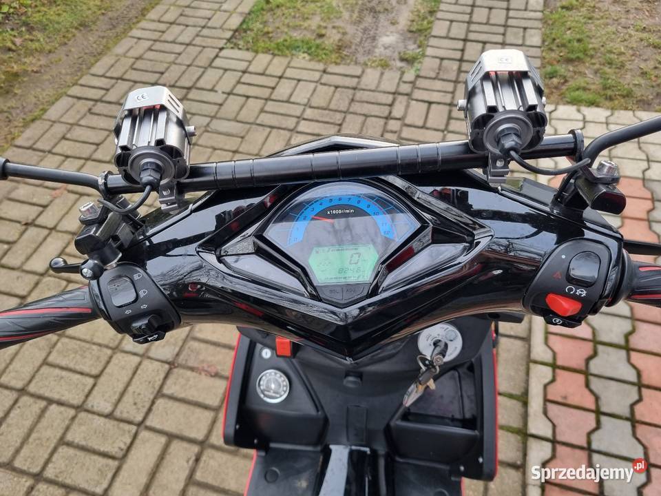 Skuter Romet 777 125 pas napędowy Motocykle, skutery, quady Strzelno