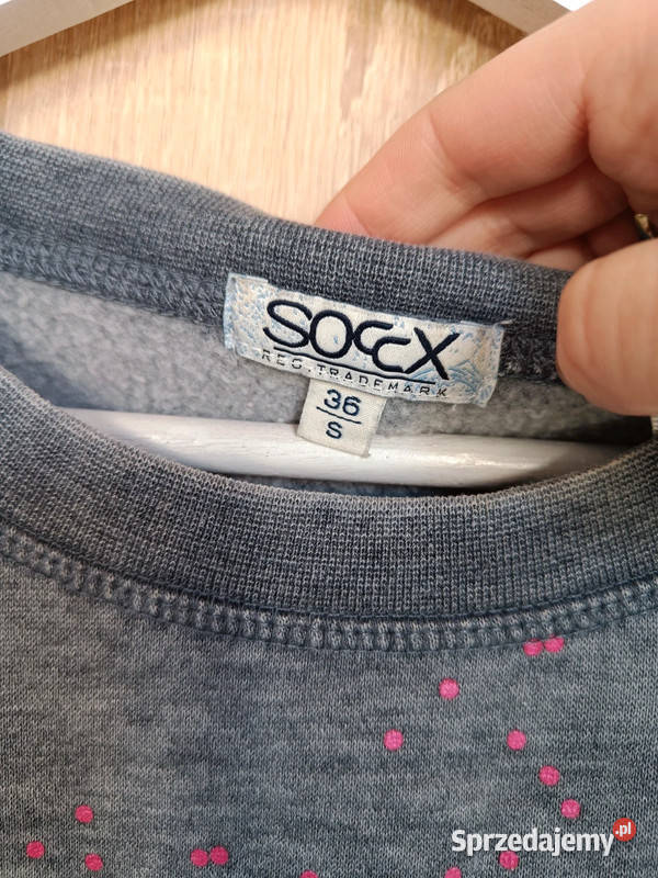 Szara mięciutka bluza z motywem serca r S 34 Wronki