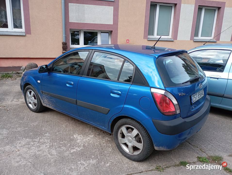 Sprzedam KIA RIO II 14 16V benzynowy 2005r