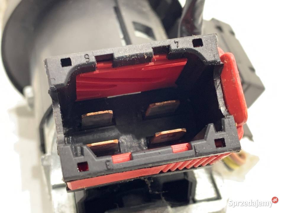 STACYJKA RENAULT CLIO III 8200214173C 15 68 0514 Stacyjki i kluczyki