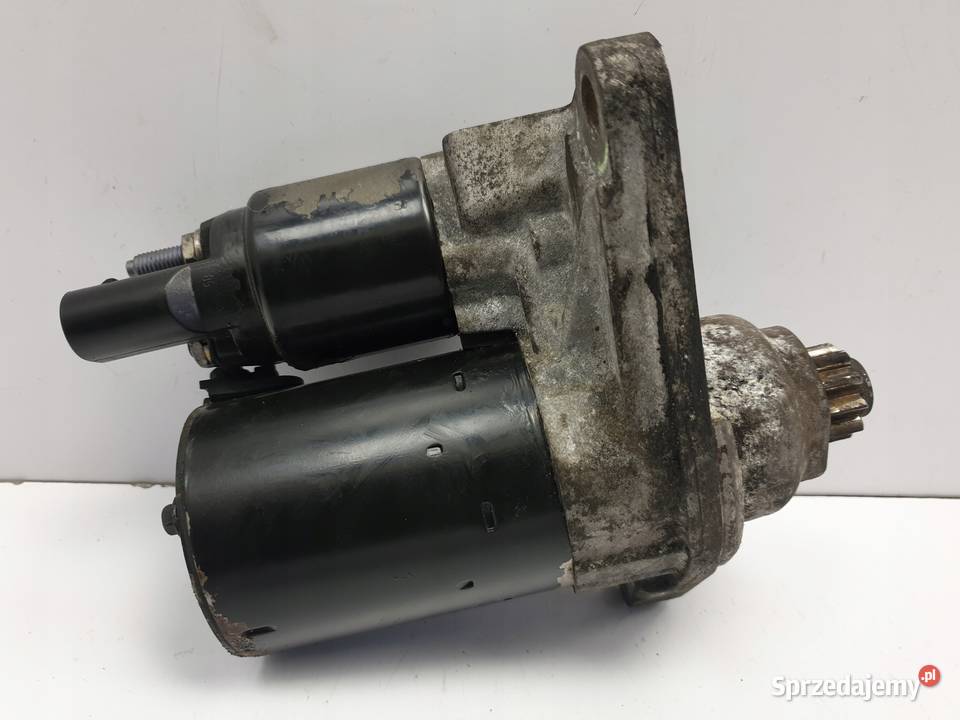 VW Touran 14 FSI ROZRUSZNIK