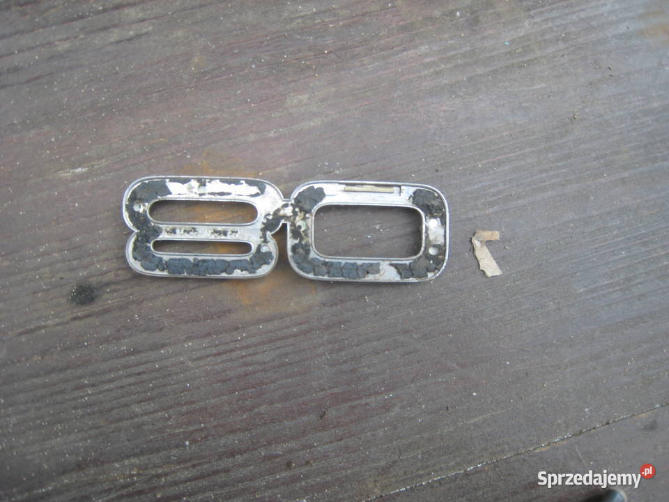 Emblemat klapy tylnej tył audi 80 B4 Rok produkcji 1992 Kraków