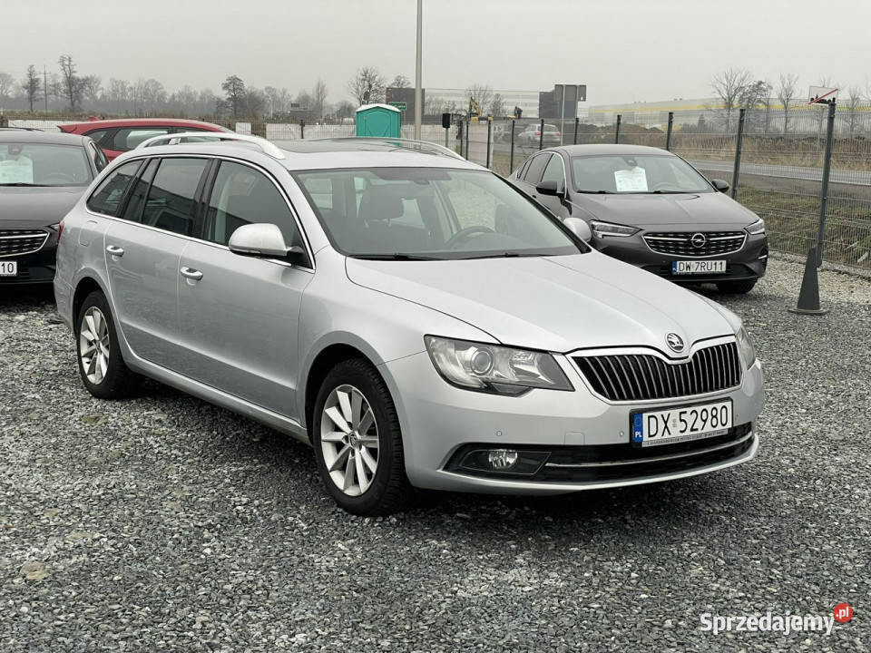 koda Superb 16 TDI 105 2014r panorama navi lift Wojkowice