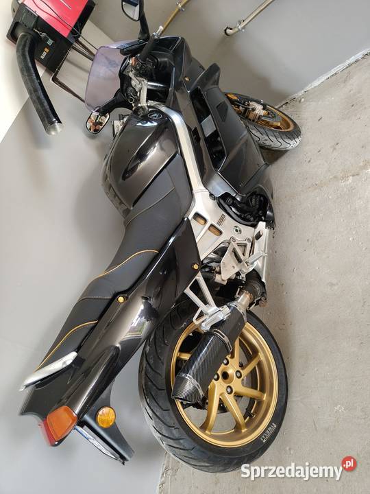 Honda VFR 750 rc36 94r ładna V4 łańcuch sprzedam