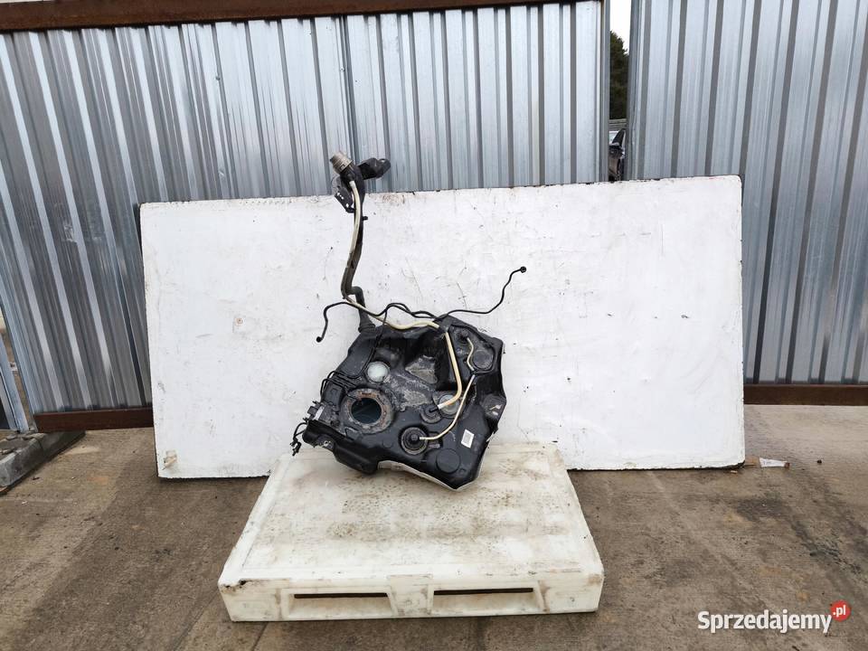 BAK ZBIORNIK PALIWA AUDI A3 8V SEDAN VW SKODA Przystajń sprzedam