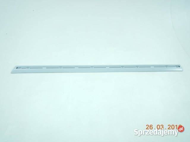 LISTWA DRZWI PRAWY PRZÓD GRANADA SCORPIO 8594