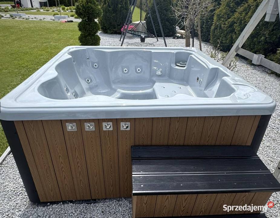 Balia ogrodowa Wanna SPA SEI KOMFORT 210x210x100