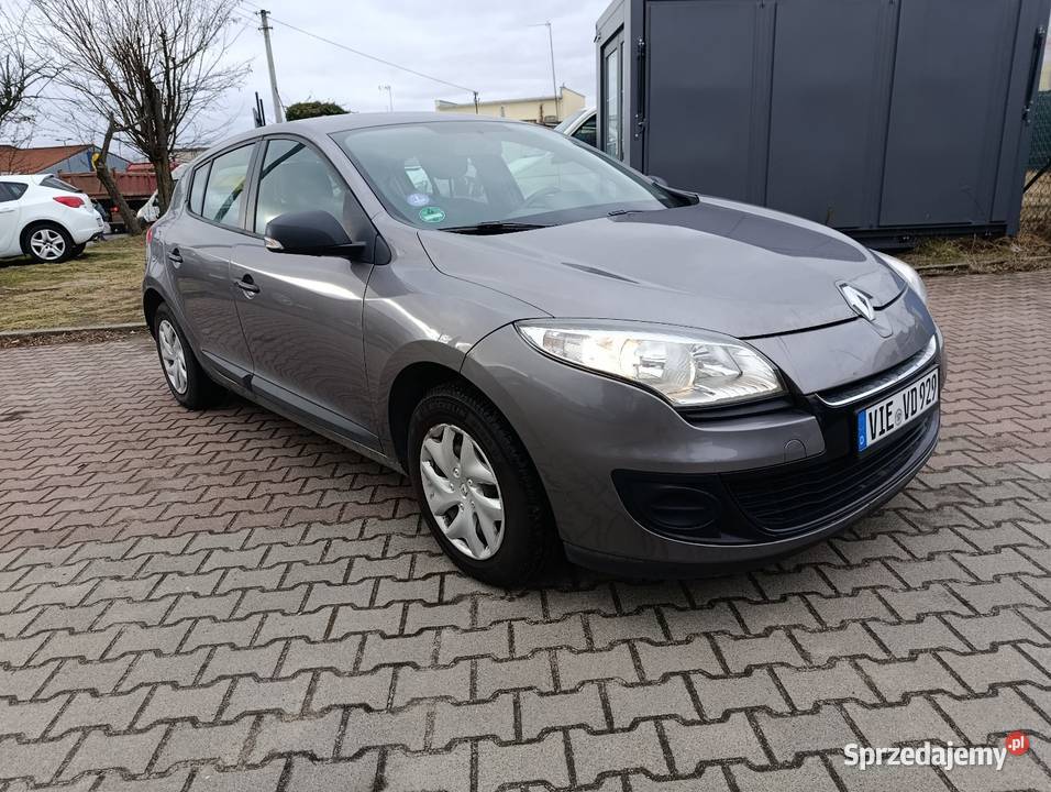 Renault Megane 12 benzyna dużym serwisie 1 komputer pokładowy wielkopolskie Oborniki