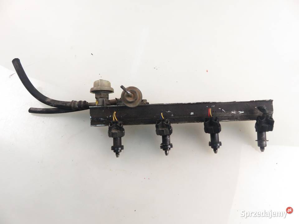 LISTWA WTRYSKOWA HONDA HRV I 16 16V D16W1 małopolskie