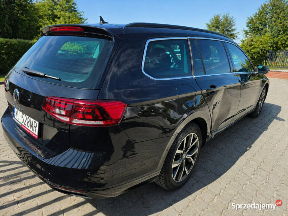 Volkswagen Passat Variant 2023 uszkodzone drzwi immobilizer podlaskie Białystok
