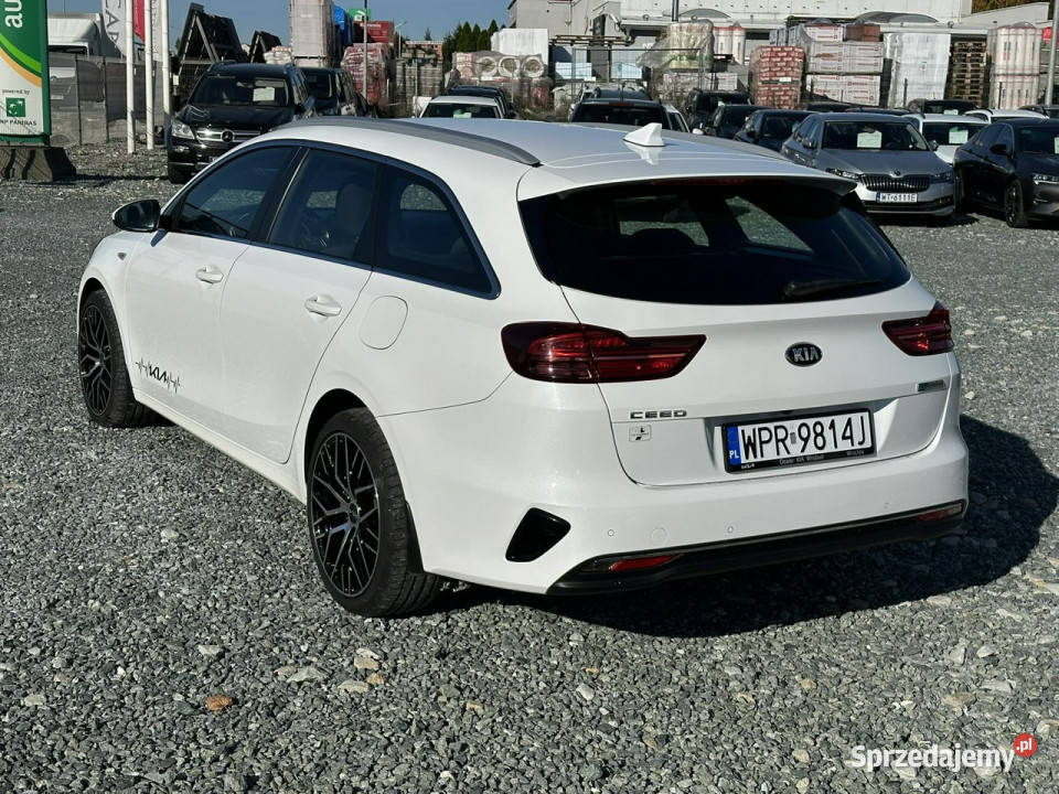 Kia Ceed 16 CRDi mHEV M 136 2021 Salon kamera elektryczne lusterka