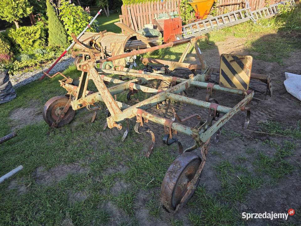 Maszyny rolnicze Pług unia Grudziądz kultywator Pługi mazowieckie Kąty Węgierskie