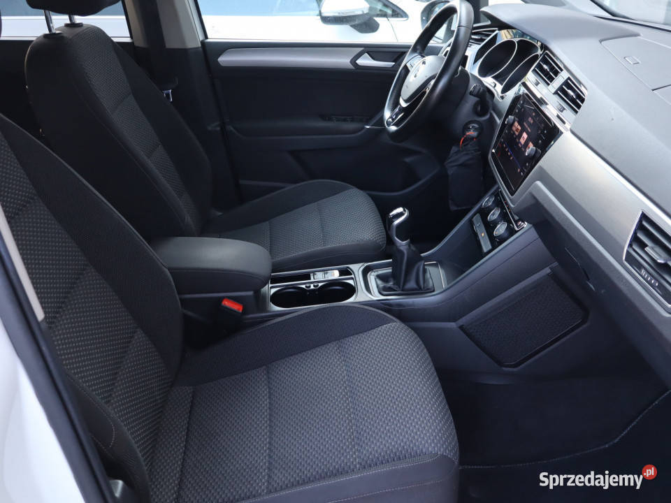 VW Touran 15 TSI