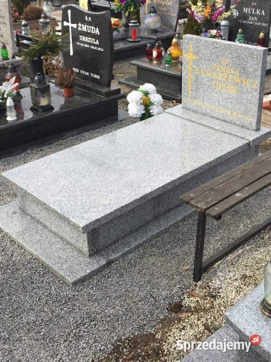 Nagrobek POMNIK GRANIT STRZEGOM Z MONTAŻEM Konary